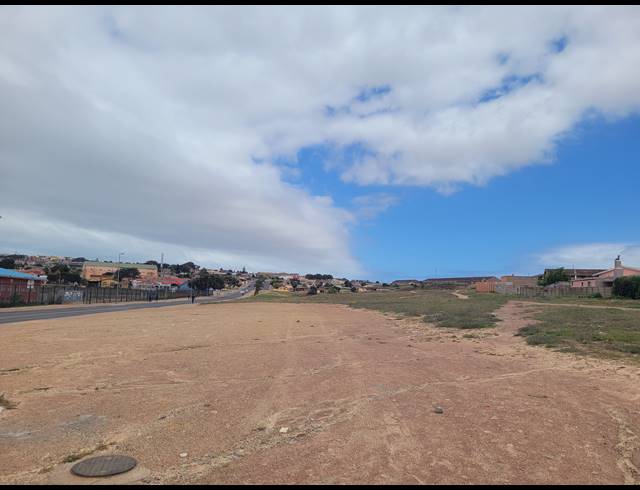 8,063M² VACANT LAND FOR SALE IN LOUWVILLE